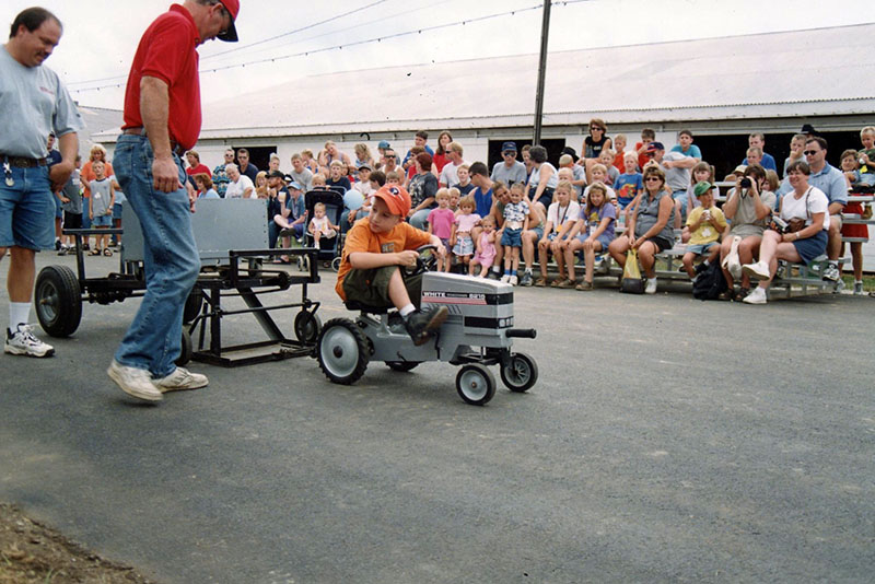 Kiddy Peddle Pull
Richland County Fair
Photo ID#: E346