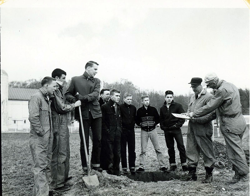 Richland County Land Judging Contest
Earl and Don Hetrick
Photo ID#: Y224