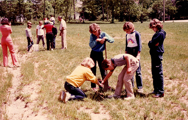 Tree planting
Photo ID#: E444